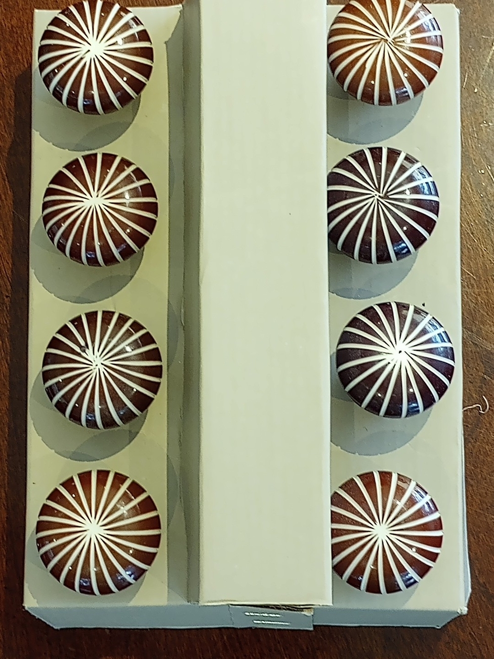 FrancFranc Set of 8 Brown and White Striped Ceramic Cabinet Knobs